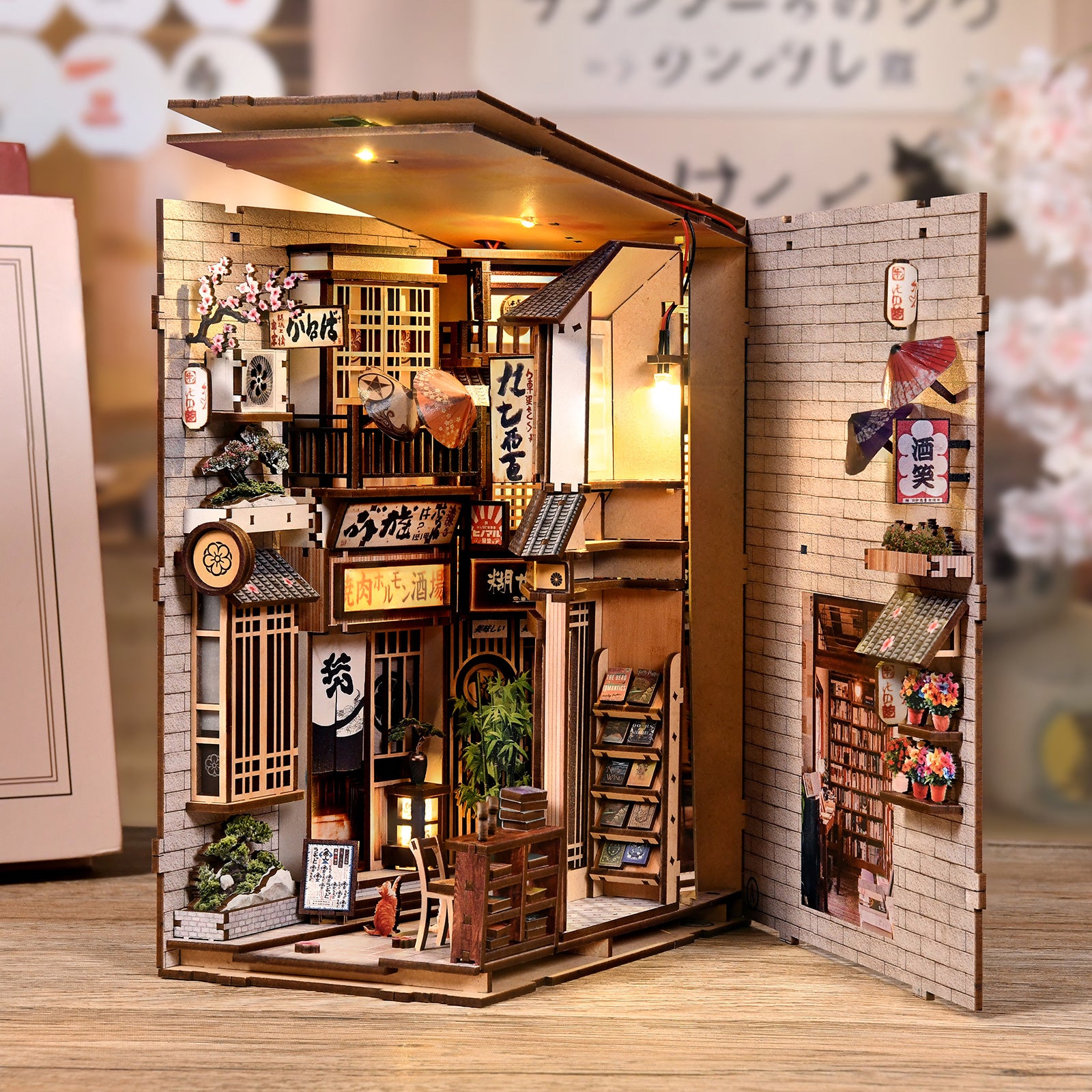 Book Nook - Waiting Alley Cat