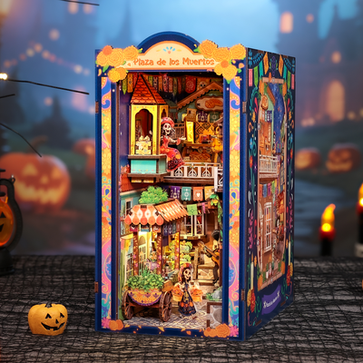 CUTEBEE Plaza de los Muertos completed illuminated book nook