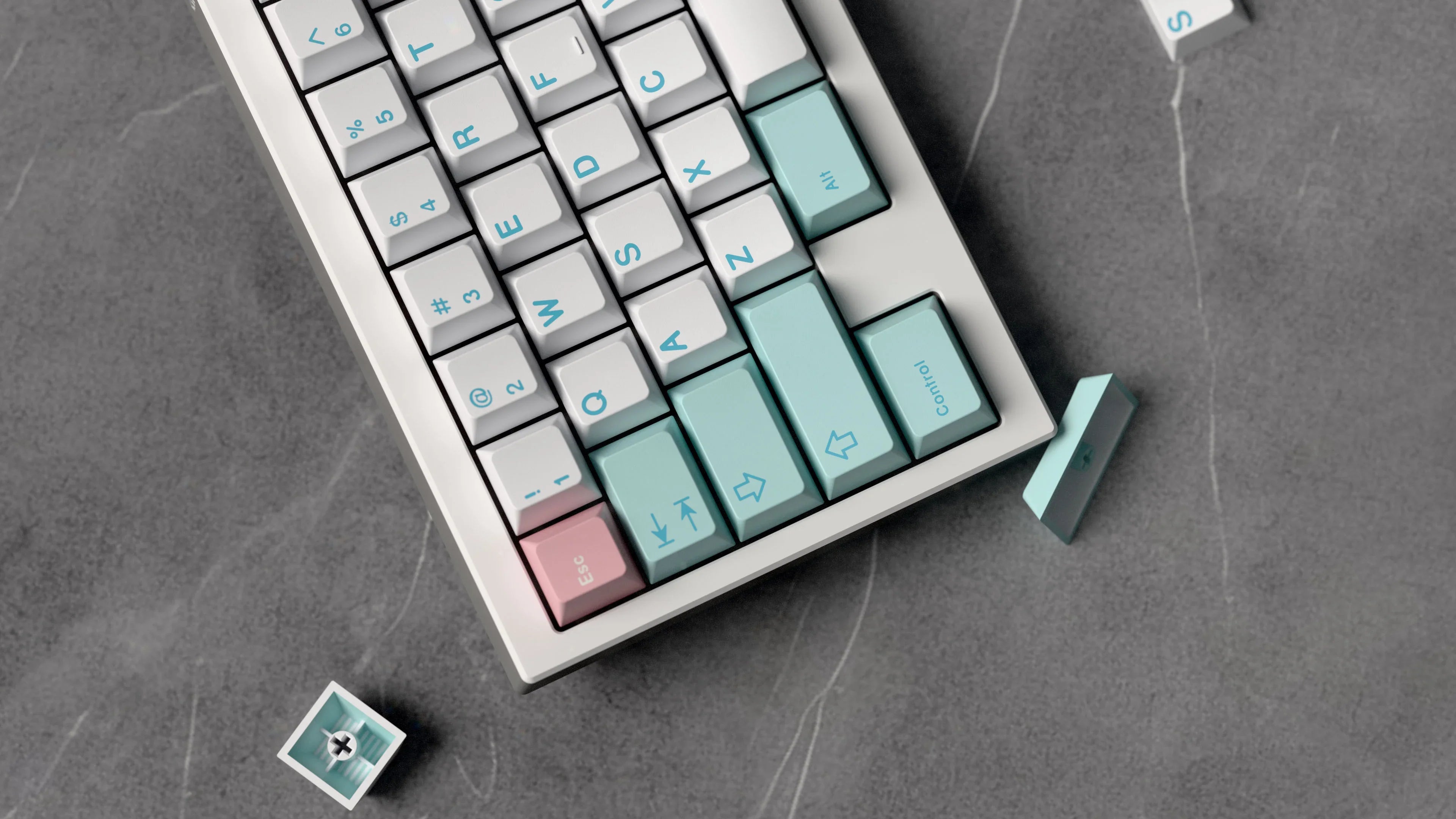 GMK Noel R2 Keycaps