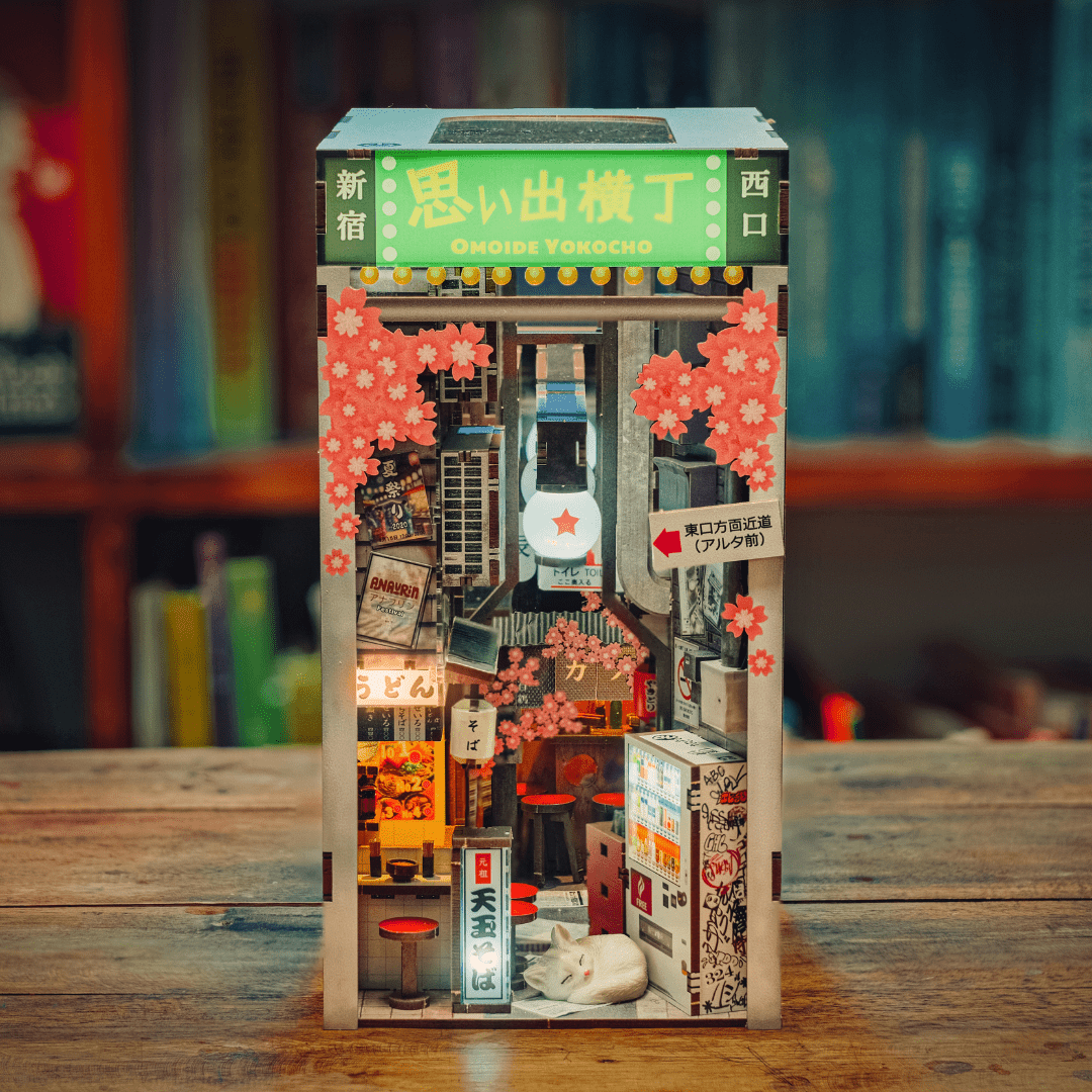 ANAVRIN Omoide Yokocho Book Nook Kit completed display